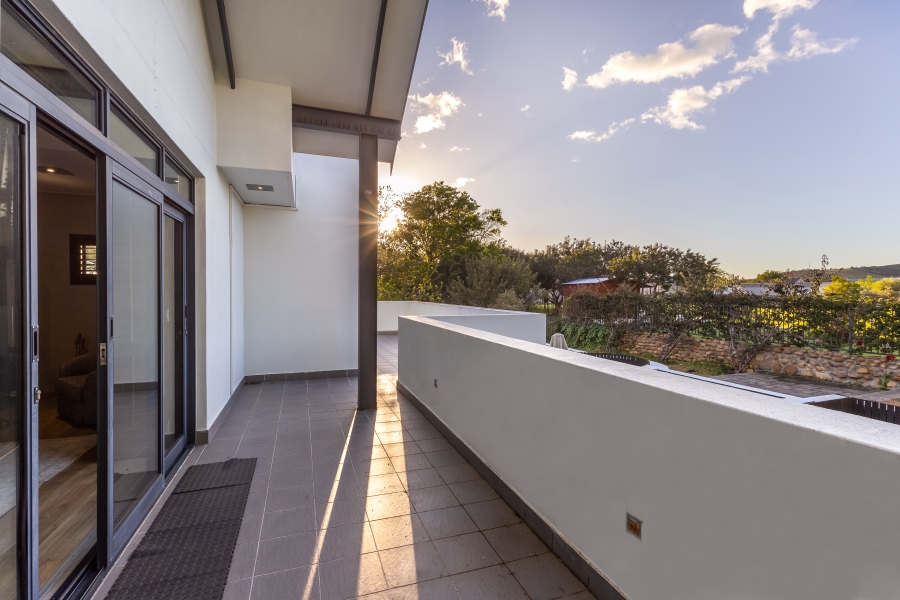 6 Bedroom Property for Sale in Mostertsdrift Western Cape
